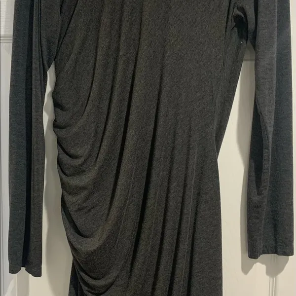 Momo Maternity maternity/nursing dress. - Image 2