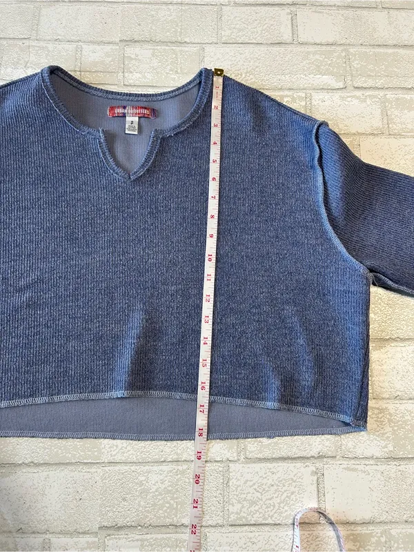 Urban Outfitters Blue Cropped Knit Sweatshirt - Size S - Image 5