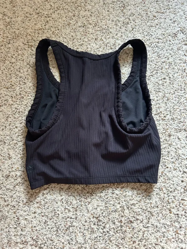 All in Motion Black Cropped Athletic Top - Image 2