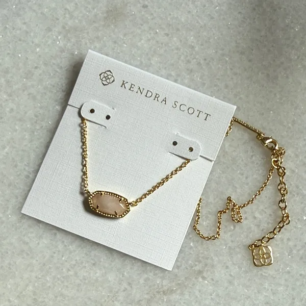Kendra Scott Gold and Pink Short Pendant Necklace New - Image 8