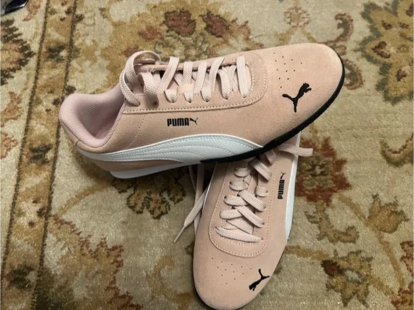 Puma Pink Suede Low-Top Sneakers - Image 2