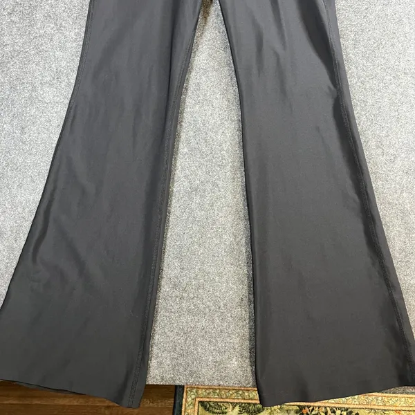 Old‎ Navy Active PowerSoft Extra High Rise Flare Leggings Black Womens Medium - Image 8