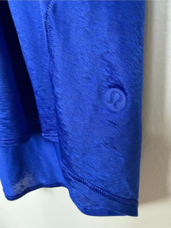 Lululemon Essential Tank Pleated Larkspur Blue Scoop Neck Athletic Top Size 14 - Image 7