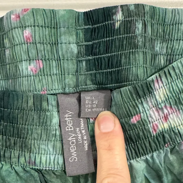 Sweaty Betty Green and Pink Tie-Dye Athletic Shorts - Image 2