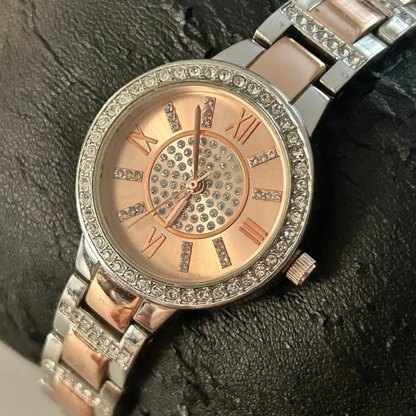Women’s Two-tone Crystal Bezel Rose Gold Dial Watch Working New Battery - Image 3