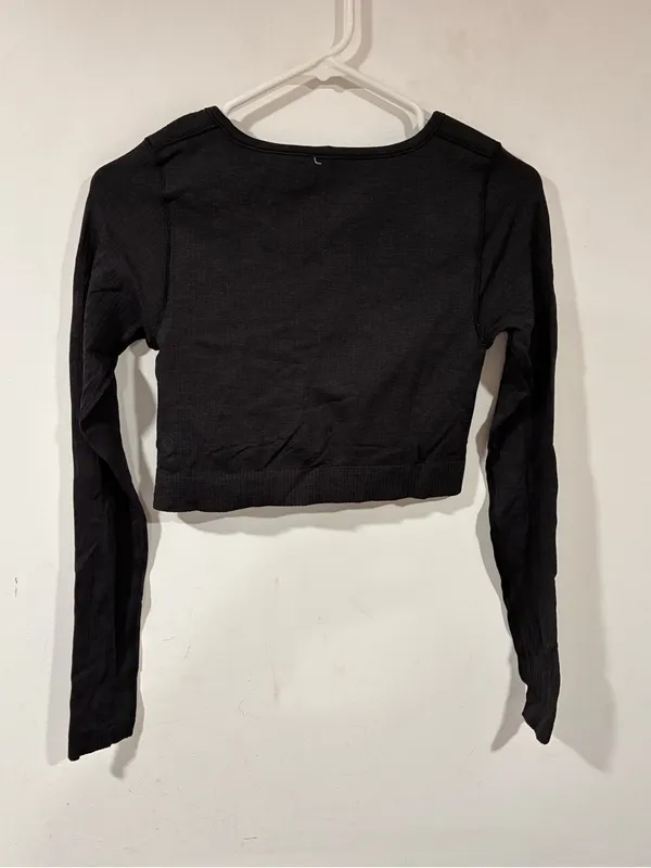 Lululemon Black Ribbed Cropped Under Layer Long Sleeve Athletic Top Size 6 - Image 5