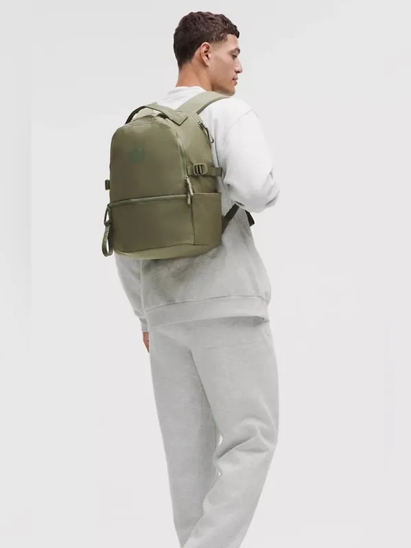 Lululemon NWT New Crew Backpack 22L Water Repellent Green - Image 4