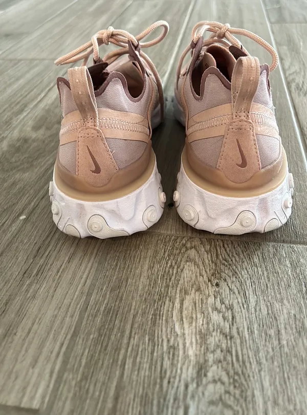 Nike Sneakers - Image 3