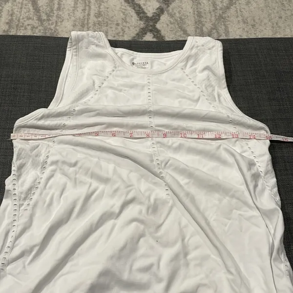 Athleta White Foothill Seamless Tank - Image 14