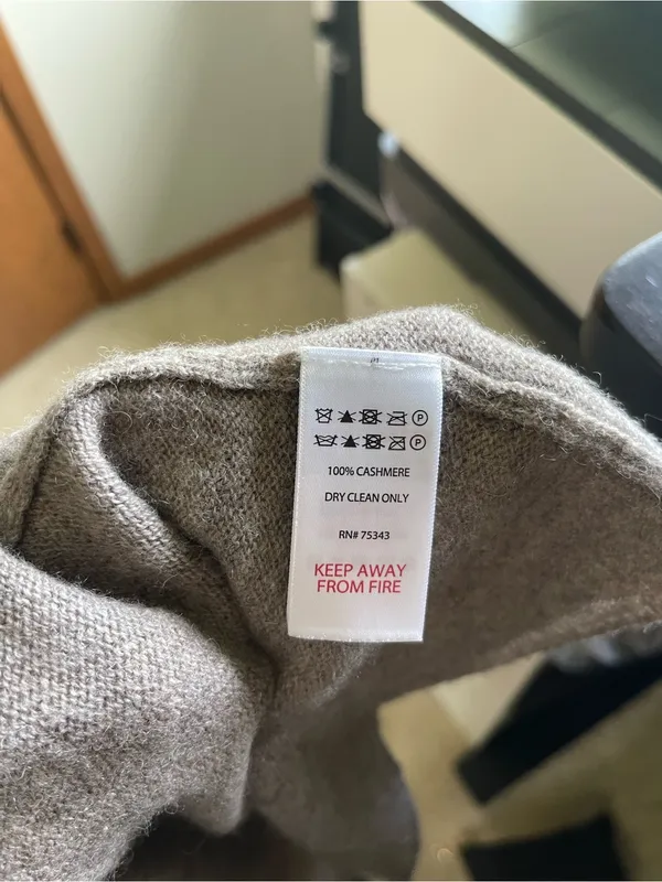 Tahari 100% Cashmere Taupe Open Front Cardigan Sweater - Image 4