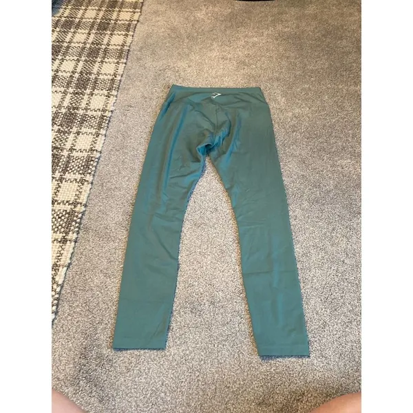 Gymshark legging green medium buttery soft‎ - Image 4