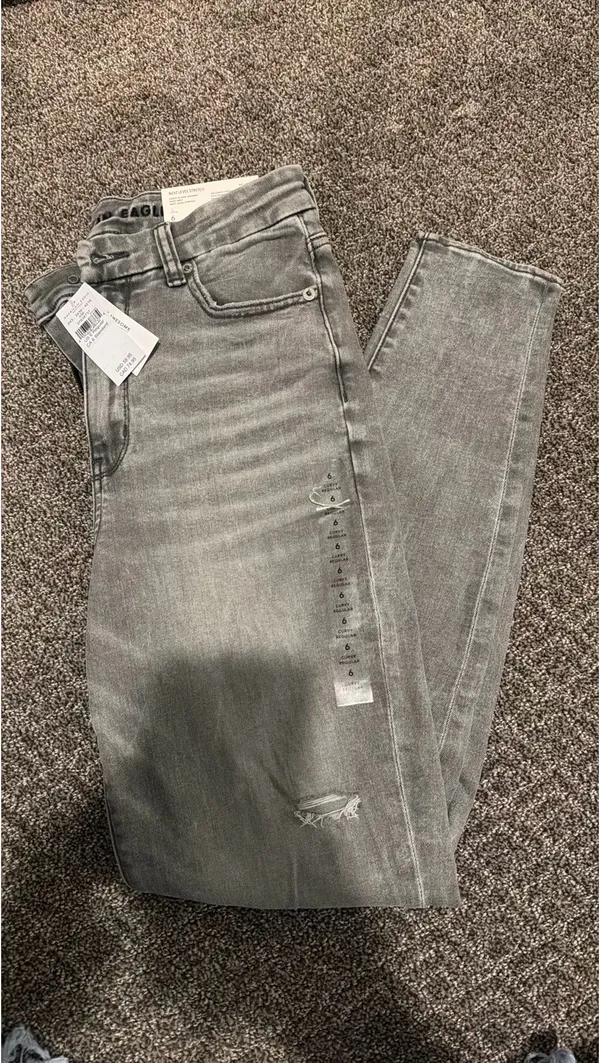 American Eagle Jeans - Image 2