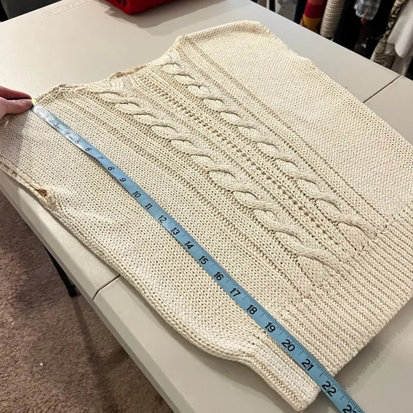 Vintage 90s Cream Cable Knit Sleeveless Chunky Pullover Sweater Size Medium - Image 5
