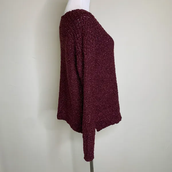 Burgundy Textured Scoop Neck Sweater Medium - Image 4