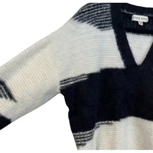 KNOX ROSE Women's Sweater XXL Black White Striped Fuzzy V‎ Neck Cozy Knit Target - Image 10