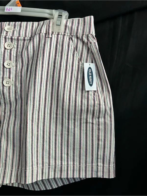 Old Navy Women's Striped Button-Front Shorts in White & Burgundy Sz 10 NWT - Image 3