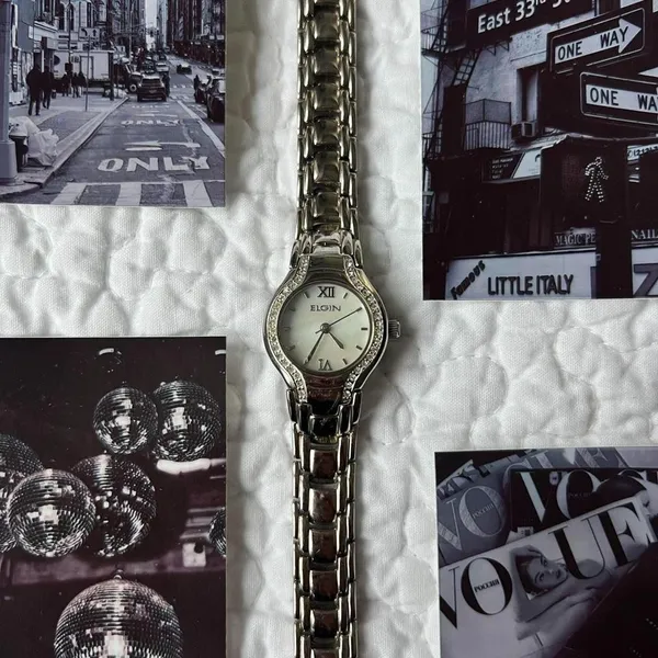 TWO‎ TONE ARMITRON DIAMOND NOW WATCH - Image 4