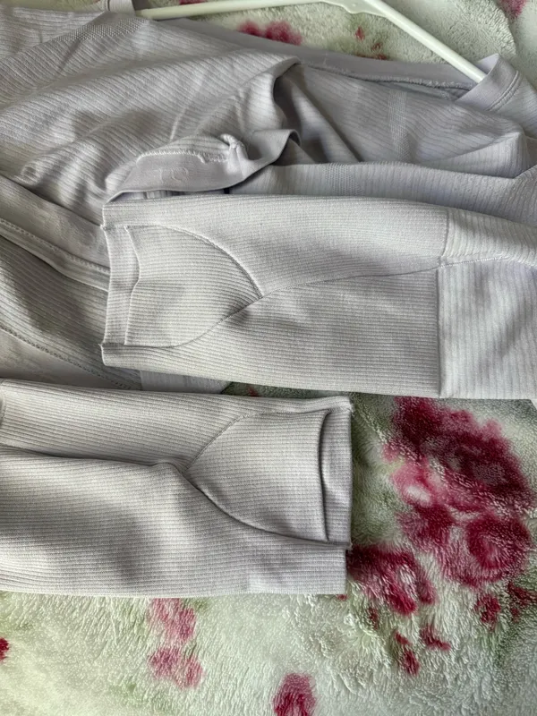 Lululemon Swiftly Tech Long Sleeve - Image 7