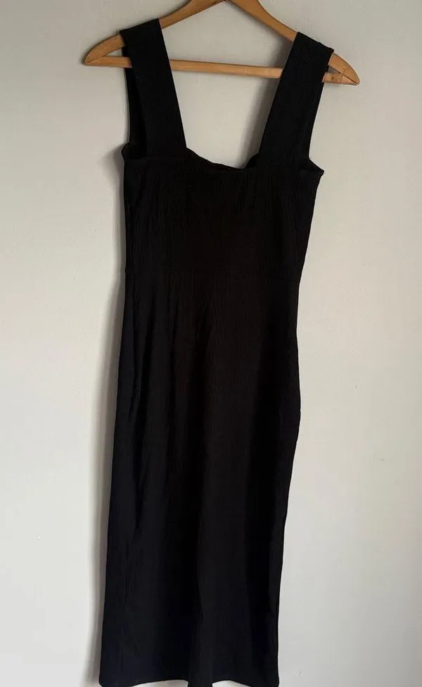 REFORMATION Black Cassi Ribbed Knit Dress Small - Image 3