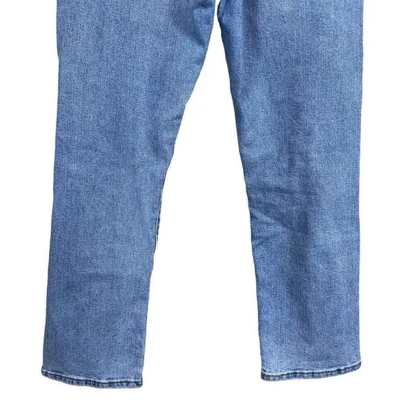 Levi’s Wedgie Straight Distressed Denim Jeans Women’s Size 29x28 - Image 9