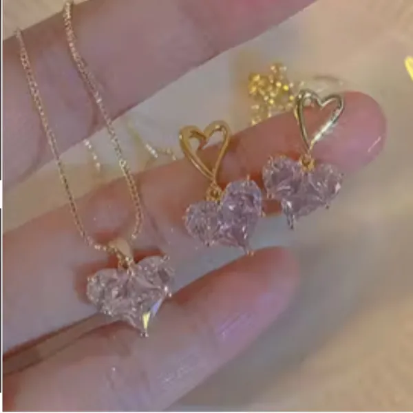 ✨ Crystal Heart Necklace & Earrings Set – Multiple Colors ✨ - Image 3