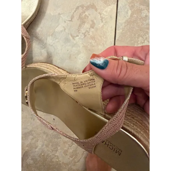 Michael-kors Women's Pink Sandals - Image 3