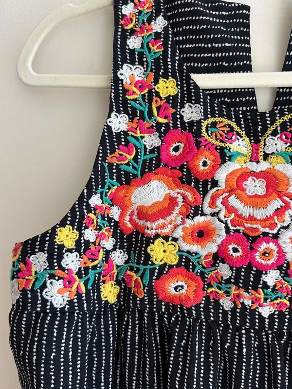 THML Floral Embroidered Black and White Mini Shift Dress, Size Small - Image 16