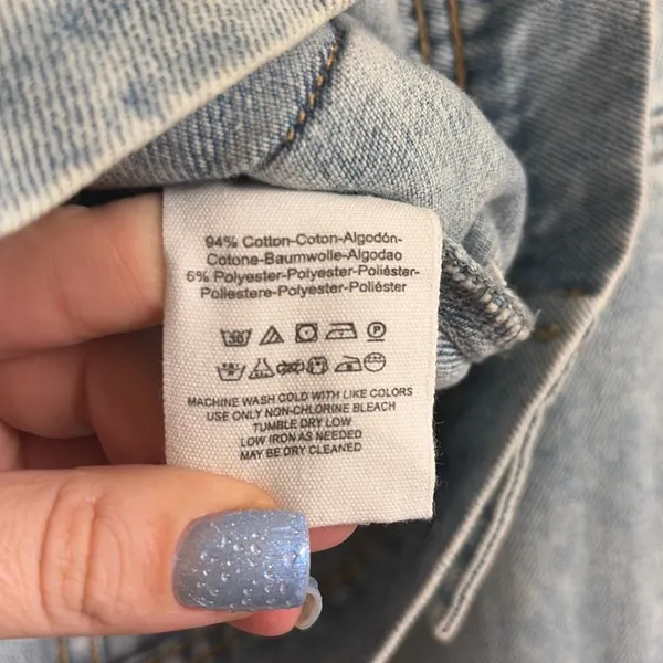 ✨FREE PEOPLE RUMORS LIGHT WASH DENIM SZ MEDIUM JACKET✨ - Image 9
