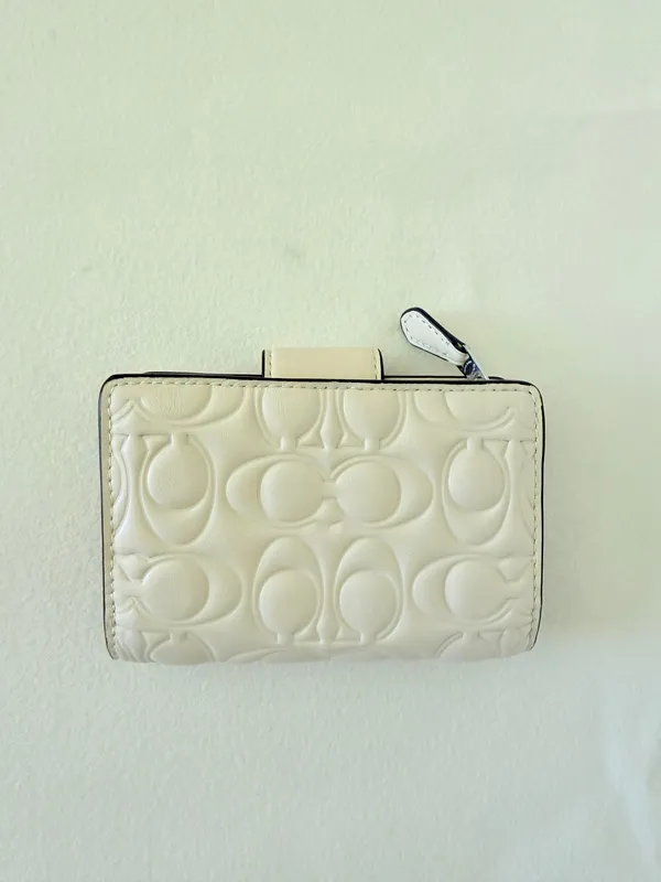 coach Medium Corner Zip Wallet In Signature Leather cz341 - Image 2