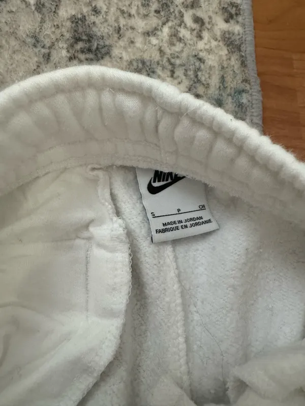 Nike Sweatpants White Women’s - Image 2