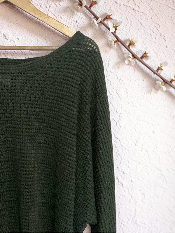 BiBi Olive Green Waffle Knit Dolman Sleeve Top Size Large NWOT - Image 7
