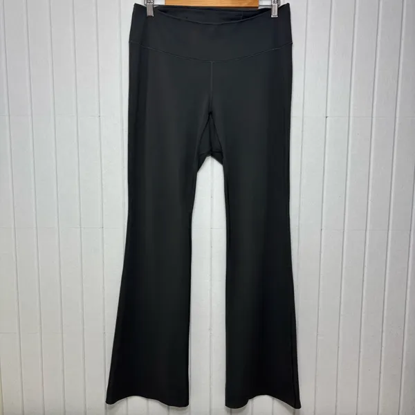 Uniqlo Women's Olive Green Flare‎ Pants size XL - Image 2