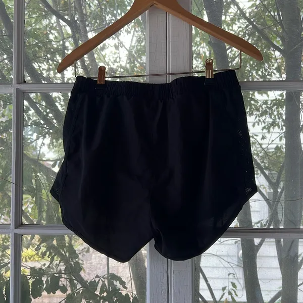 Under Armour Shorts - Image 2