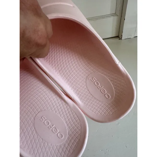 Oofos pink OOahh slide recovery sandals women's size 7 - Image 8