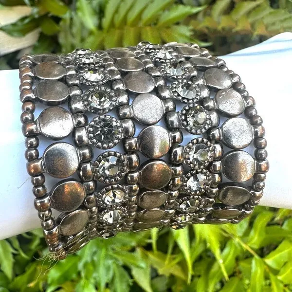Wide rhinestone stretchy bracelet - Image 2
