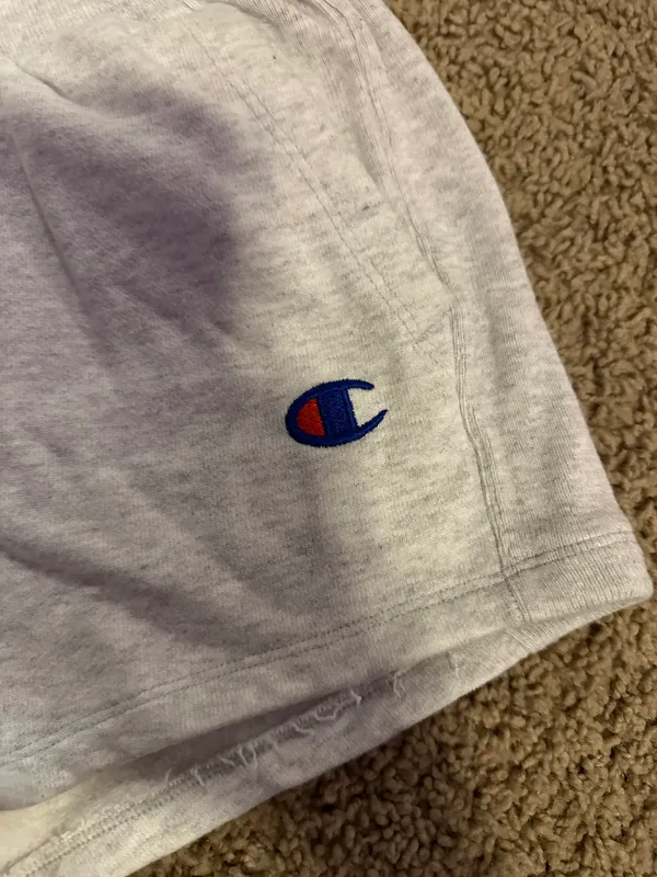 Champion Shorts Women - Image 3