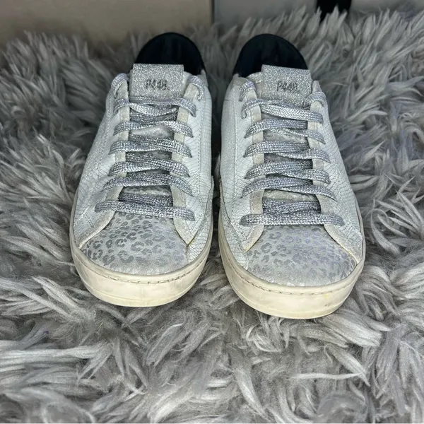 P448 John leopard print lace up distressed sneakers women’s shoe size 7 - Image 4
