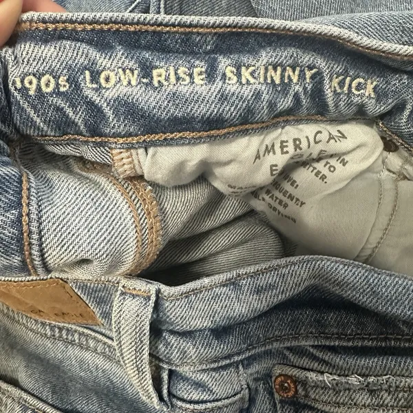 American Eagle 90s Low Rise Skinny Kick Jeans Womens 4Long Raw Hem Stretch Boho - Image 7