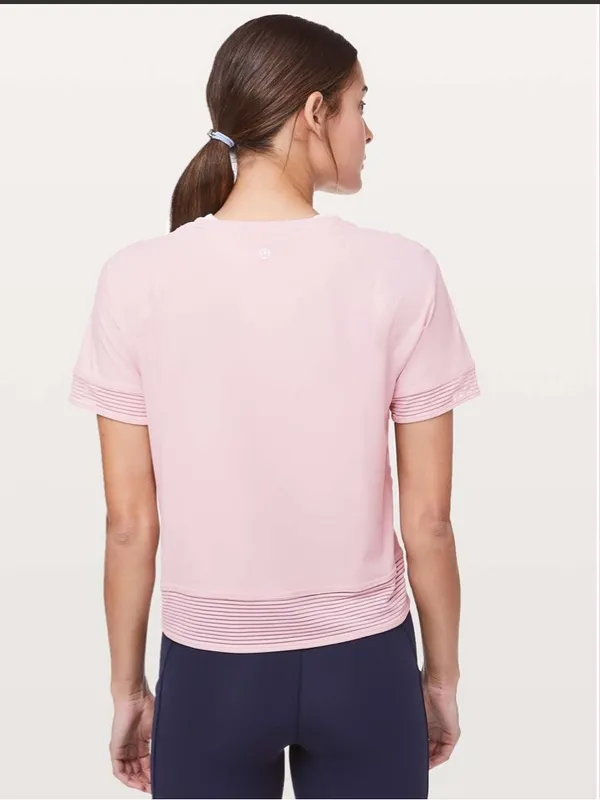 New With Tags Lululemon Stripe in Stride Short Sleeve Sz 10 - Image 2
