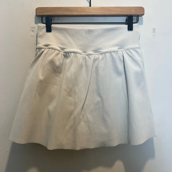 SPANX- Contour Rib Front Slit Skort White Size M - Image 5