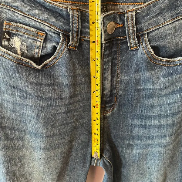 Judy Blue Straight Fit Distressed Frayed Medium Rise Jeans Women's size 3 / 26 - Image 12