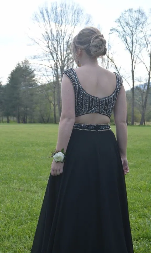 Rachel Allen Prom Dress - Image 3