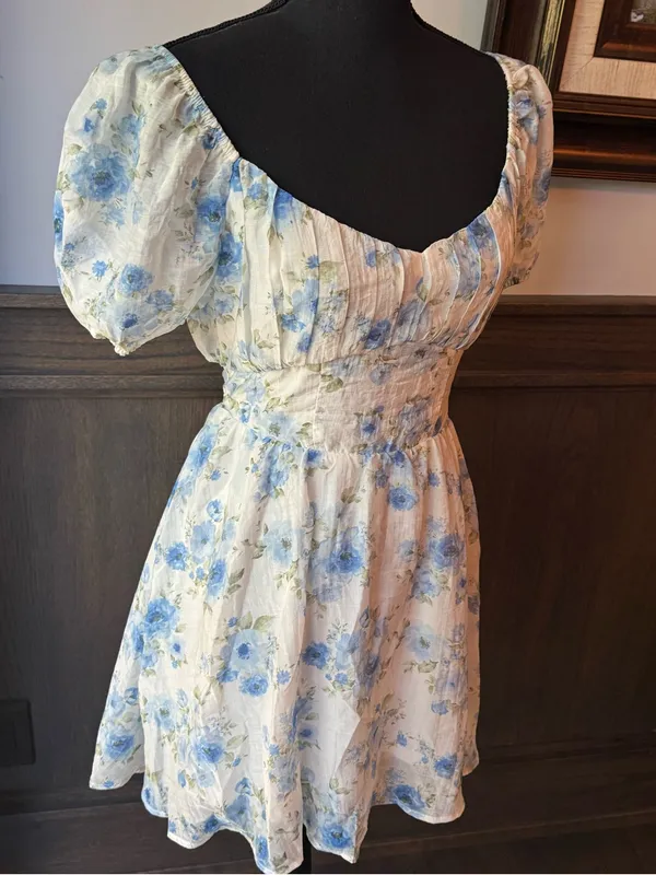 Blu Pepper Blue Floral Puff Sleeve Mini Dress large - Image 6