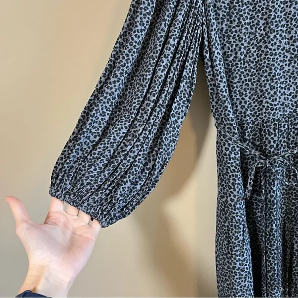 ✨ Abercrombie & Fitch Gray Black Leopard‎ Cheetah Mini Dress XS - Image 4
