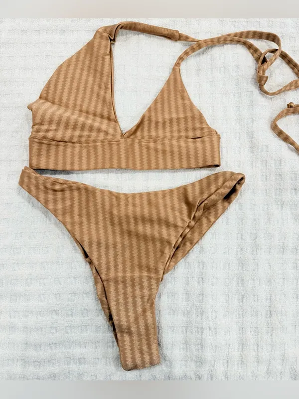 Brazilian Triangle Bikini Set by Flowers, size US Small, Brand New! - Image 2