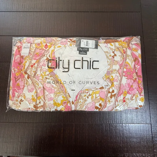 City Chic Maxi Sky Dress Ivory Free Floral Paisley Handkerchief Hem Plus Sz 18 M - Image 2