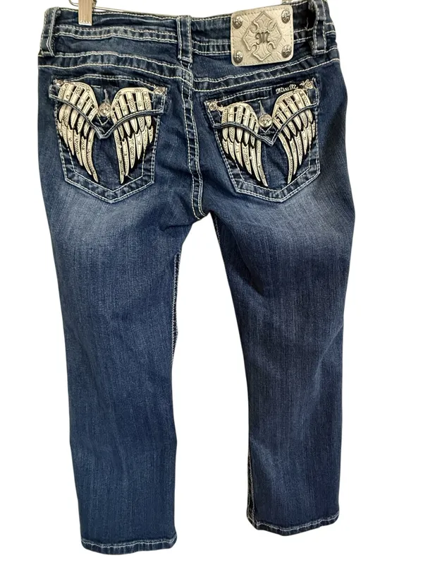 Miss Me Mid Rise Cuffed Capri Jeans Size 30 Angel Wings Embellished MP6377P - Image 2