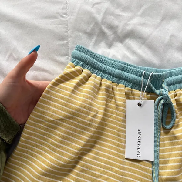 NWT Annie Wear Yellow Striped Lounge‎ Shorts Womens Small Sleep Pjs - Image 2