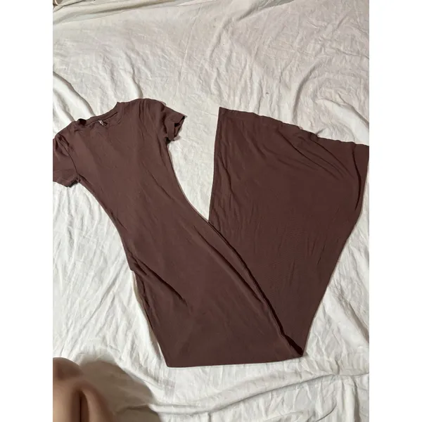 REORIA Brown Ribbed Bodycon Maxi Dress XS Short Sleeve Stretch Minimalist - Image 5