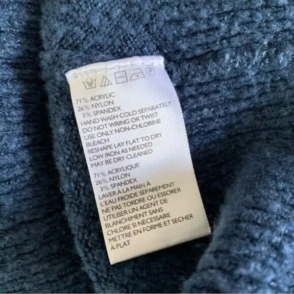 Urban Outfitters Blue V Neck Knit Sweater Soft Cozy Casual Trendy Pullover Small - Image 6